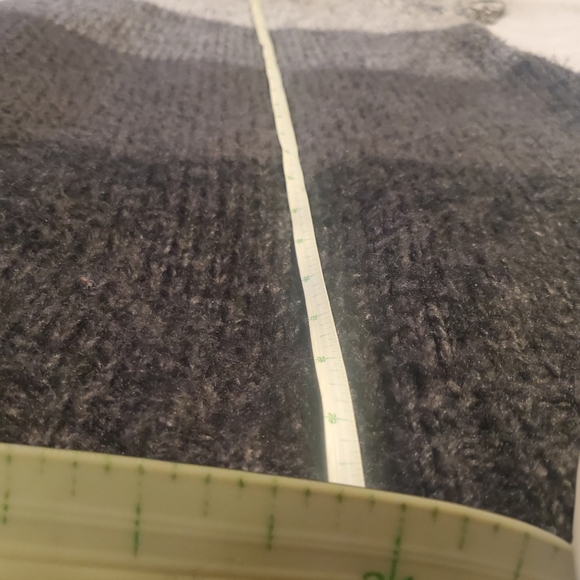 🔴Short sleeved extra long big collared shirt or use as Bodycon dress - Picture 2 of 7